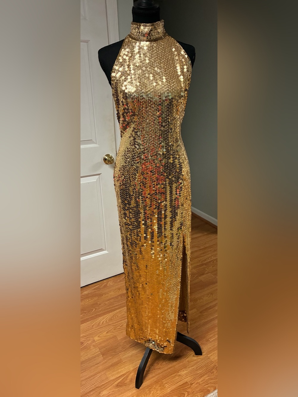 Niteline by Della Roufogali Gold Sequin Halter Gown Maxi Dress Slit 8 Vtg